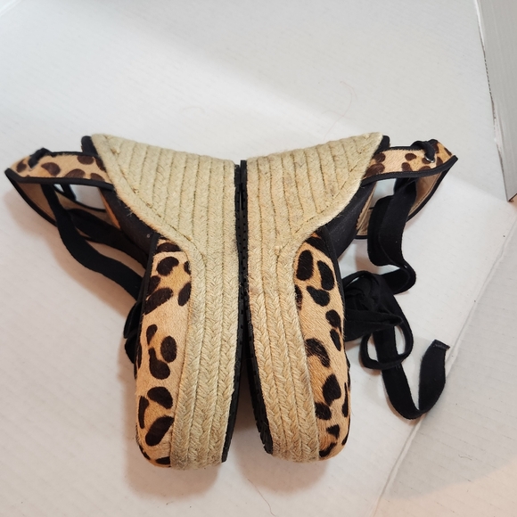 Charles David Animal Print Calf Hair Strappy Spadrille Wedge Size Size 7 - Picture 7 of 12